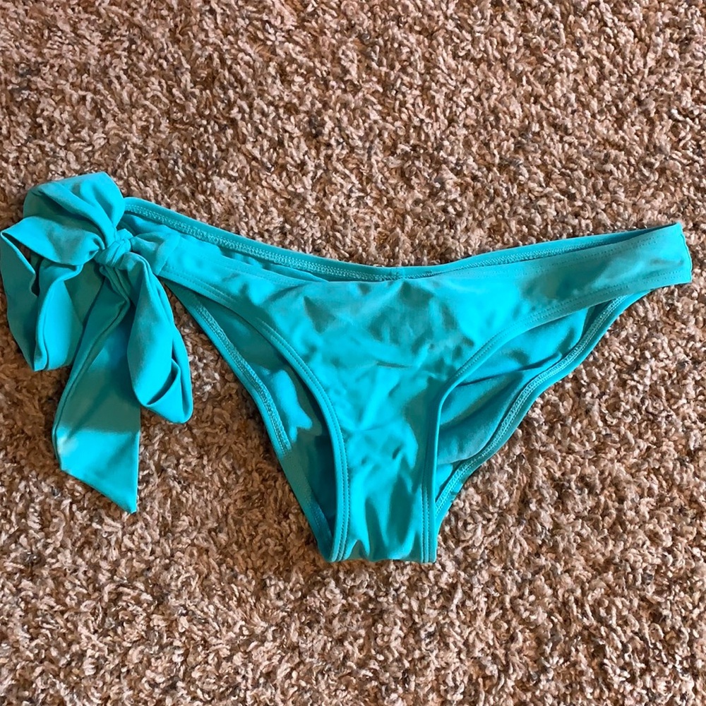 Roxy bottoms. Size small. Teal